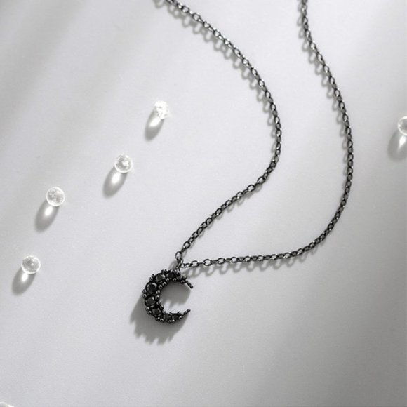 NEW Black Gold Black Diamond Simple Moon Necklace - Picture 3 of 7